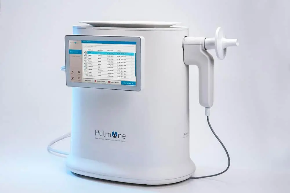 PulmOne MiniBox with a directly attached mouthpiece for specialised DLCO, TLCO and KCO pulmonary function testing in Lahore